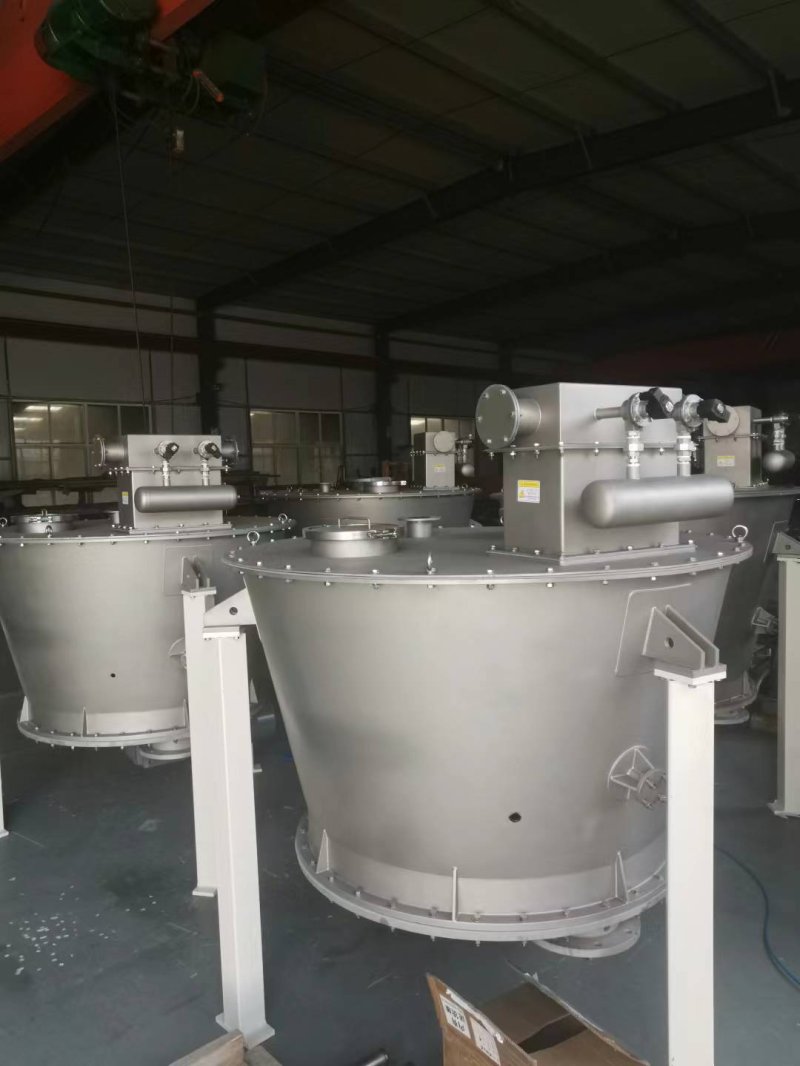 平底攪拌給料倉.jpg